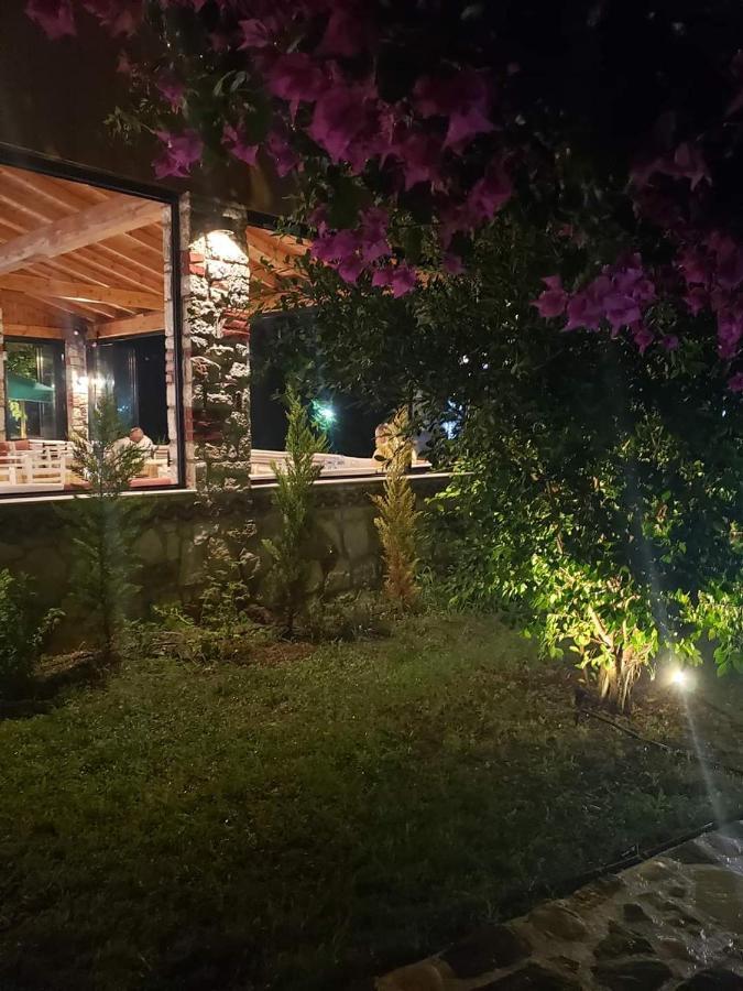 Hotel Natali Dhërmi Extérieur photo
