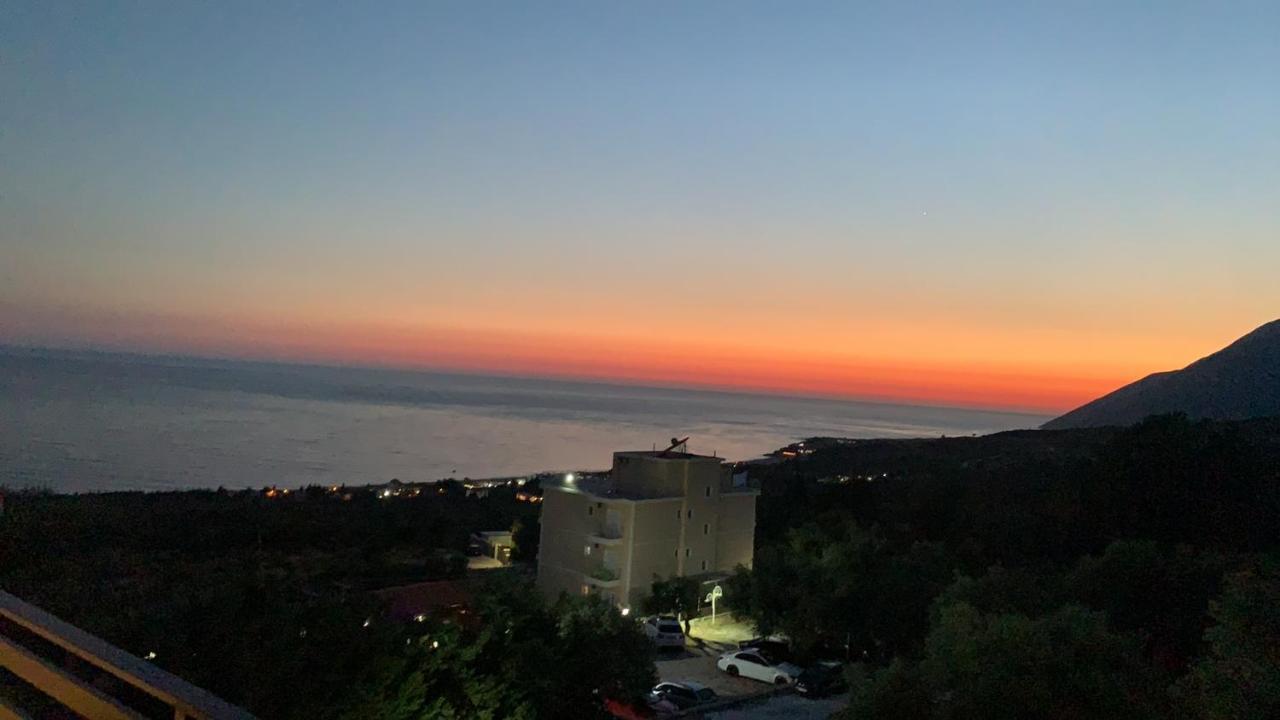 Hotel Natali Dhërmi Extérieur photo