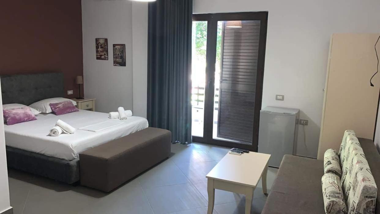 Hotel Natali Dhërmi Extérieur photo