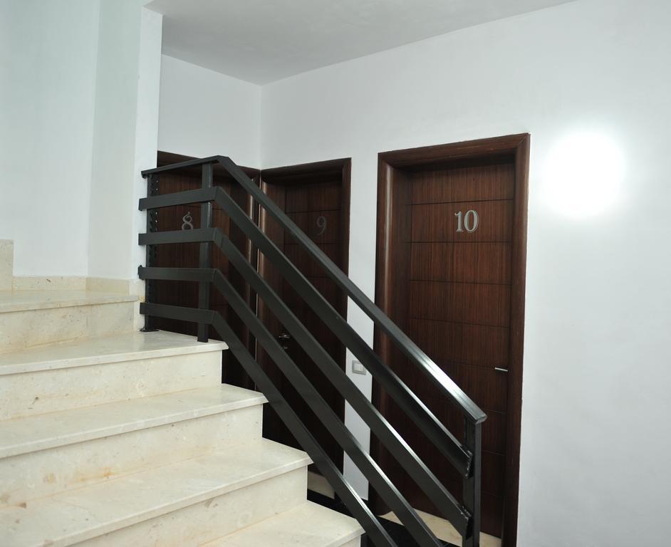 Hotel Natali Dhërmi Extérieur photo